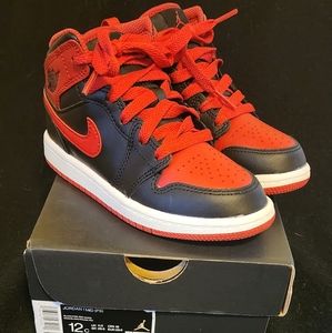 Jordan 1 Mid